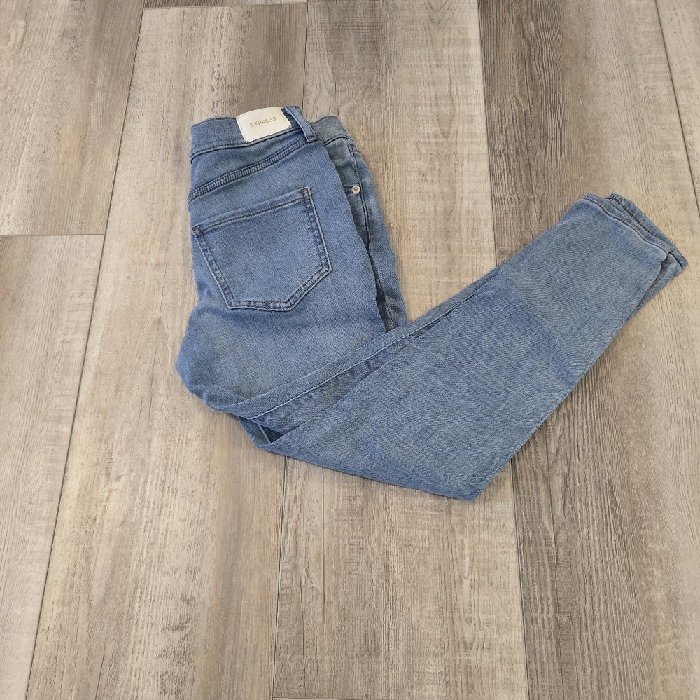 Express Light Wash Mid-rise Crop Skinny Jeans
